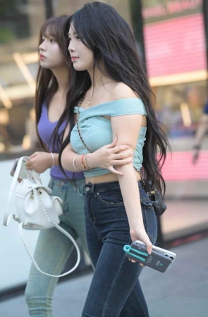 青春丰腴牛仔裤 [176P-4.42GB]