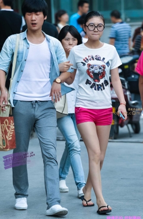 李欢原创——–短裤，丰腴（10P）