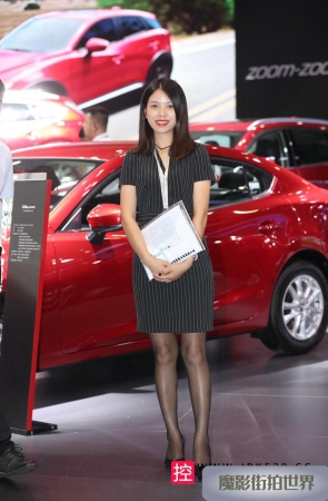 汽车女销售的黑丝长腿3A3131[219M]