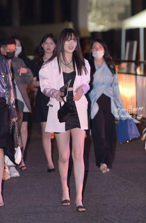 21416-28+32/真是令人疼惜的女人 4P