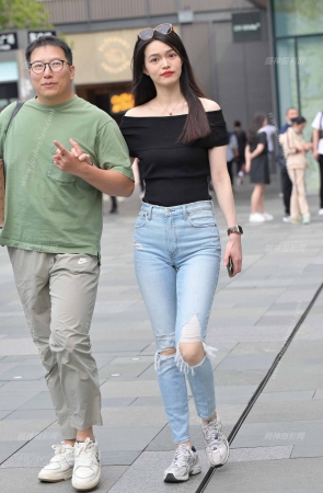 23512-16=74紧牛女盆友 16P