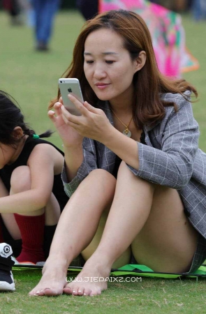 气质的成熟美女