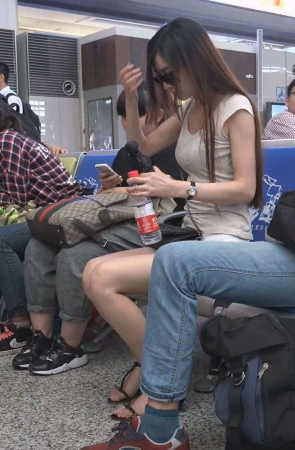 美足凉高跟美腿姐姐