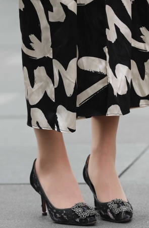 端庄气质的搭配 让人看到不一样的美