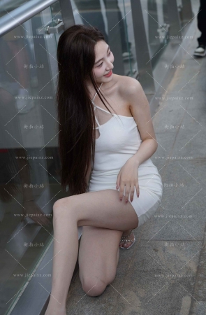 白裙美女小雨滴 [21P]