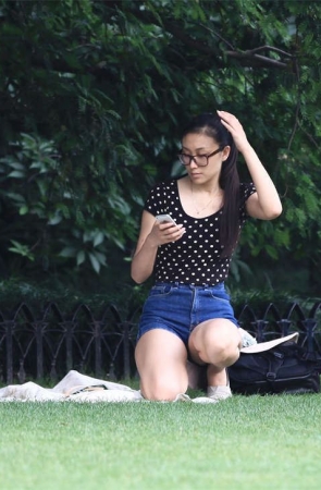 No60 上等美女现身，这双玉足不能不看