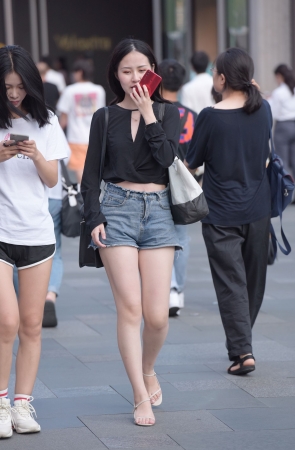 长腿美女街拍