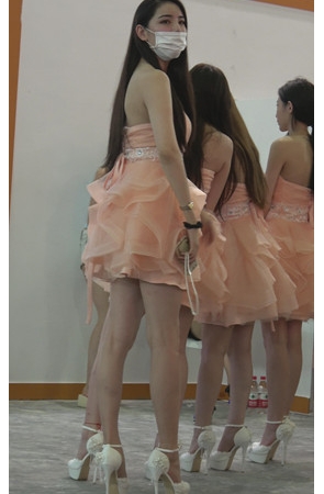 一群漂亮的小姐姐