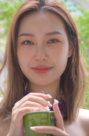 泰国混血美女-รักเท่าไหร่ก็ไม่เอา