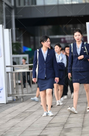 肉丝美女制服小姐姐 [20P]