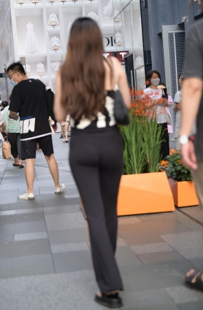 这也太紧身了吧