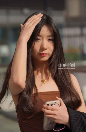 搭讪棕色裙小姐姐