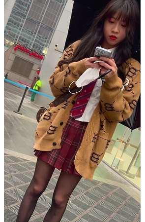 黑丝小姐姐