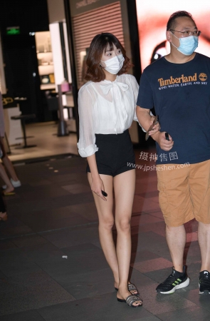 22812-37+68美腿媳妇～ 15P