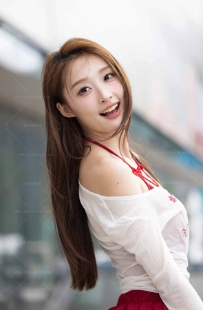 LB266-174P 成都车展-176网红小桂圆精品外拍一套