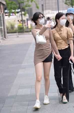 迷人妩媚肉色衣服美女240313-2-56 15P