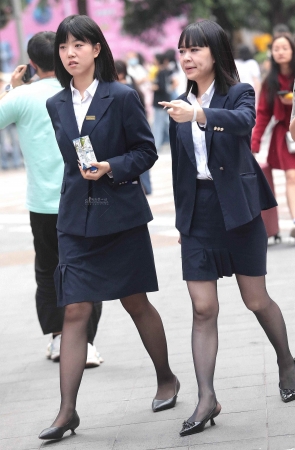 黑丝街拍高跟OL-13P