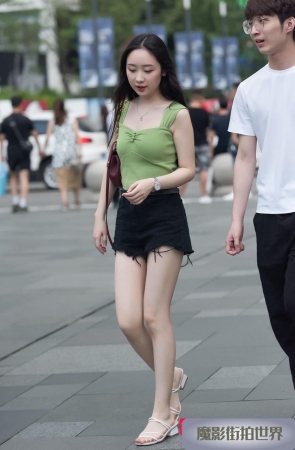 短裤美女3A1032[655M]