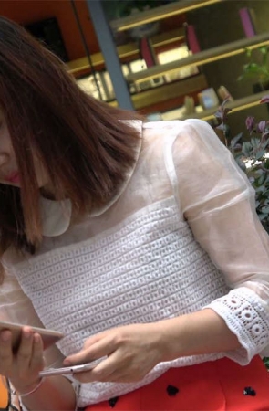 白纱橘红色短裙透明长丝少女