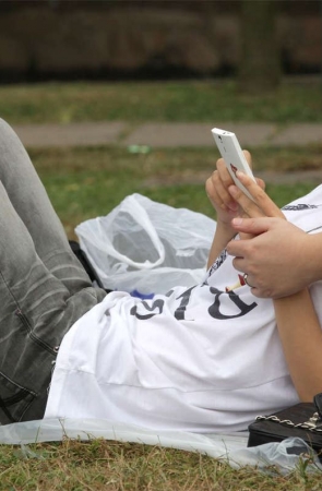 No939 美女出现，脚底脚面都让你看清