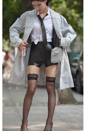 sense of alienation （疏离）【套图+视频】