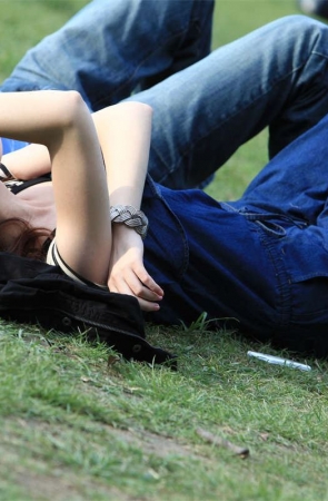 No706 草地没啥新花样，这次来张高抬腿