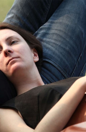 No206 外国美女的长腿穿上薄丝会是什么感觉