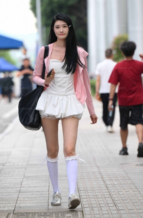 25611-23-65√大长腿-小腿袜小姐姐 9P