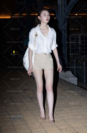 白衬衫热裤美腿 敏敏 [22P]