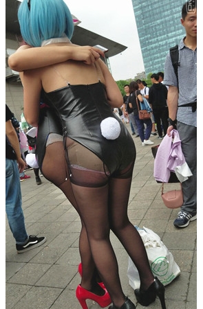 漂亮的黑丝连体皮衣Coser