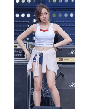 朴恩率Eunsol_短衣热裤热舞饭拍秀6则