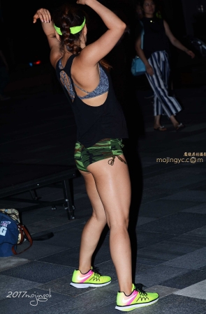 咔喳赛帖 —–夏日夜练的迷彩短裤