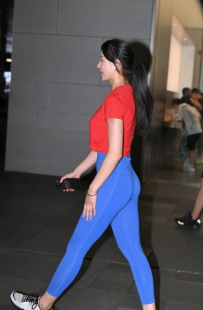 蓝色瑜伽运动裤 [84P-2.28GB]