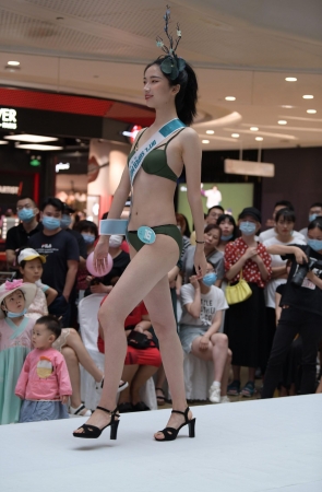 2020成都超模半决赛：16.18.21号选手