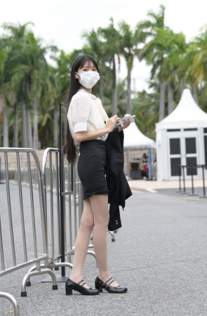 22111-1+100清秀肉丝女孩