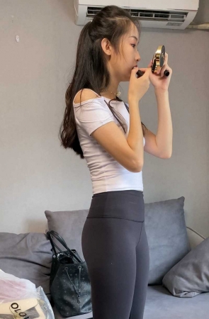 [一只麋鹿专区] 黑色瑜伽裤美女