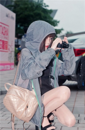 漫展上的黑裙肉丝极品美女模拍套图3A169[196P-1.46G]