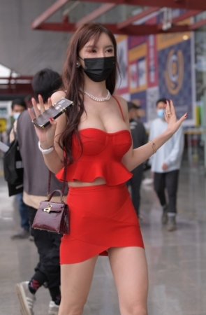 性感魅力红美女