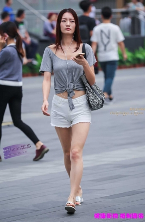 李欢原创——–短裤,美女（16P）