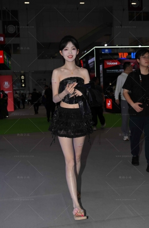 可爱网红—小面包