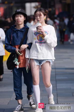 热裤美女3A3168[627M]