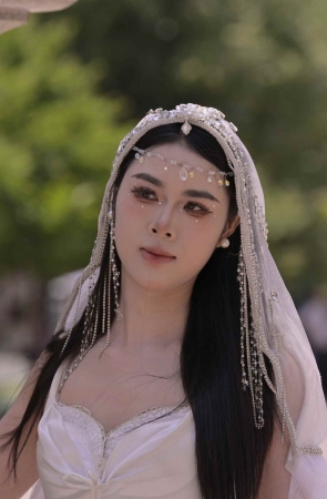 异域风情街拍小姐姐