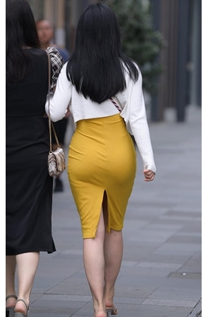 紧身高腰黄色包臀裙美女(93P)[1.95G/JPG]