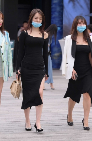 四个炸街，都不知道拍哪个~