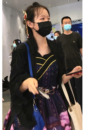 可爱的小美女