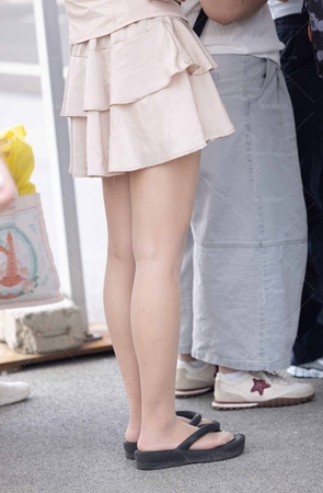 LB371-24P 成都车展-始终不愿露脸的夹趾肉丝美腿礼仪