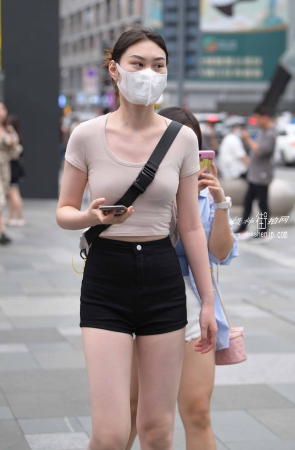 22615-1+130大长腿【套图➕视频】 17P