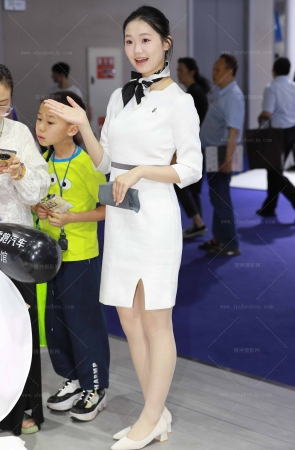 肉丝清纯可爱礼仪 10P