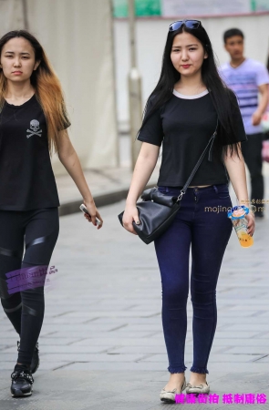 李欢原创——–牛仔裤VS运动裤（17P）