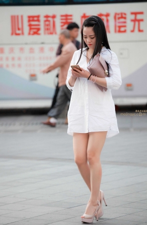 俊杰摄影+初夏五月第4贴+白色上衣美腿鱼嘴高跟美女 10P